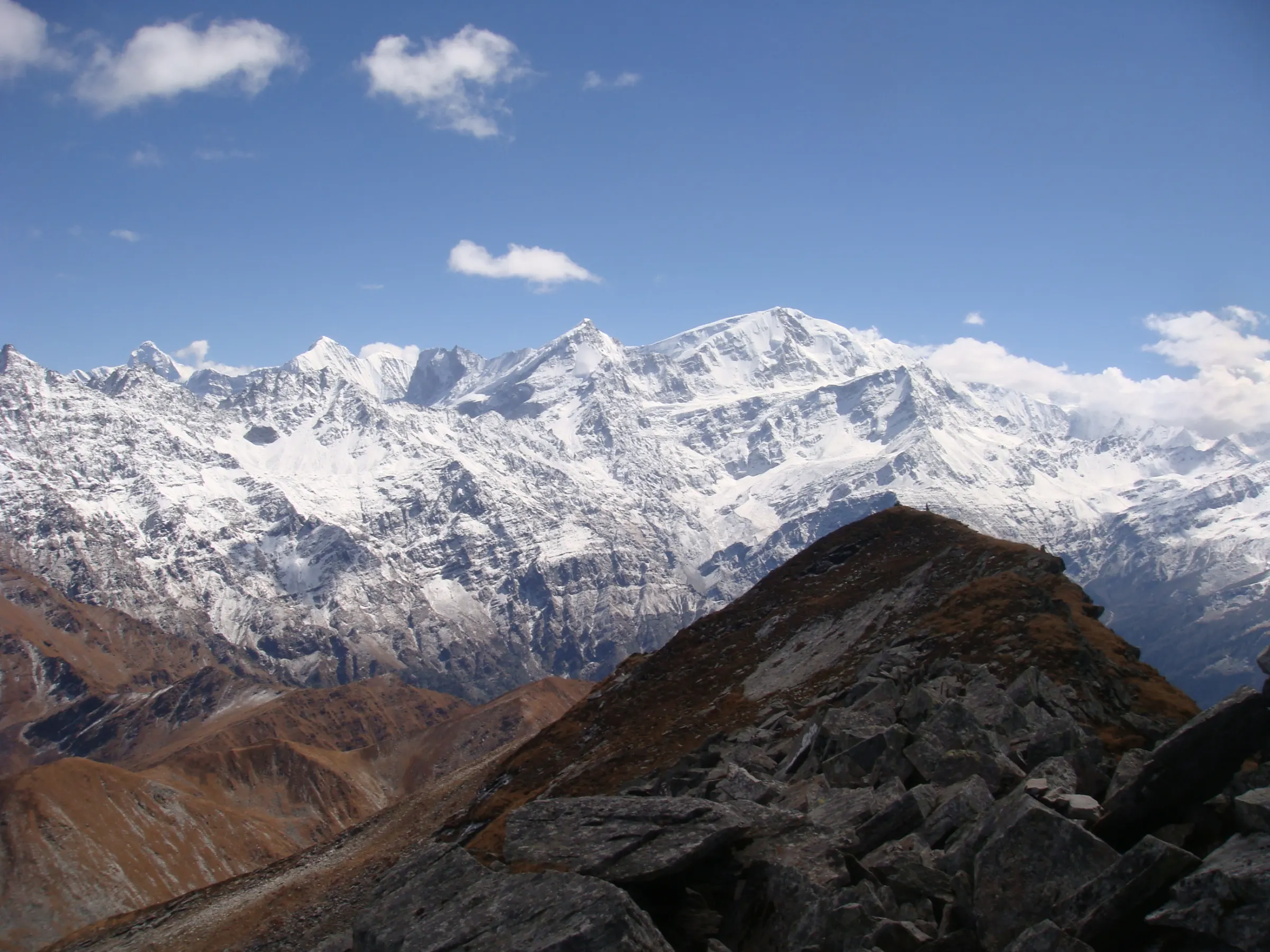 The summit ridge of Pangarchula Peak above Joshimath
